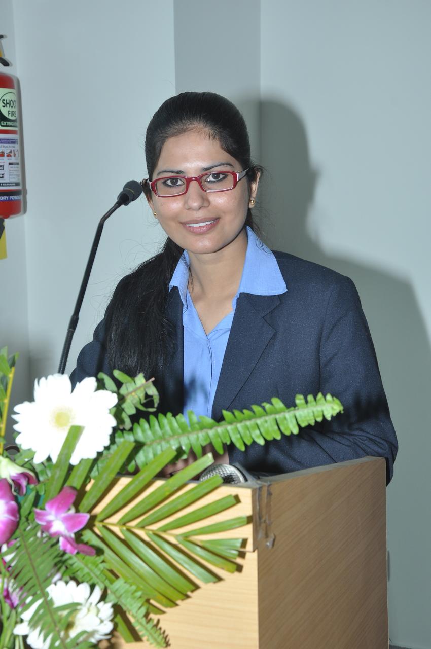 Pragati Dahiya health coach and founder of 0mghealth blog